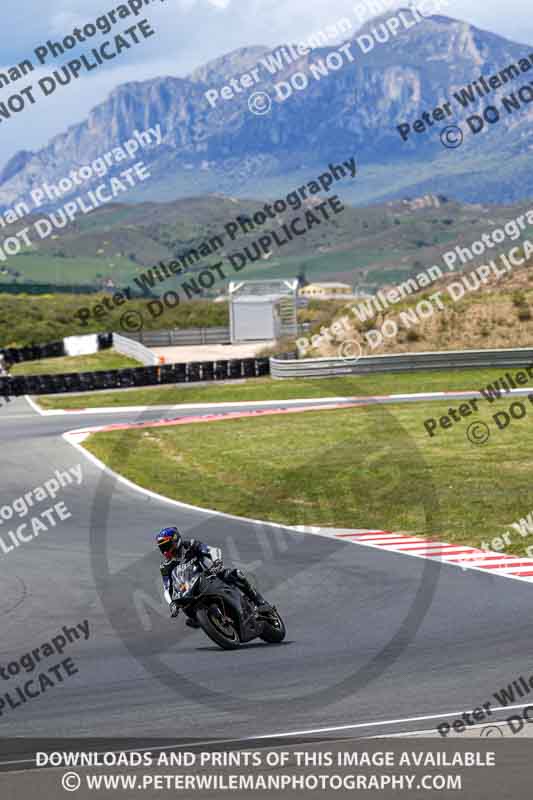 cadwell no limits trackday;cadwell park;cadwell park photographs;cadwell trackday photographs;enduro digital images;event digital images;eventdigitalimages;navarra;no limits trackdays;peter wileman photography;racing digital images;trackday digital images;trackday photos